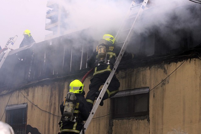 Fatal incendio en Viña del Mar deja dos niños muertos