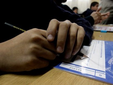 Entregan resultados de Simce Escritura: Los niños presentaron importantes problemas de puntuación