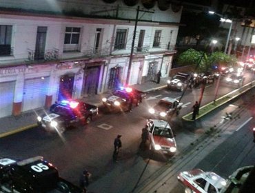 Grupo armado mata a 6 personas, incluido un reportero, en el este de México