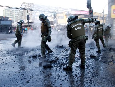 Comerciantes ambulantes protestan en Concepción contra medida de desalojo