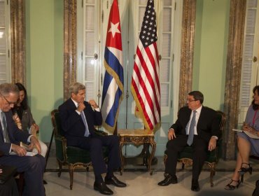 John Kerry y Bruno Rodríguez se reúnen tras inauguración de embajada de EEUU