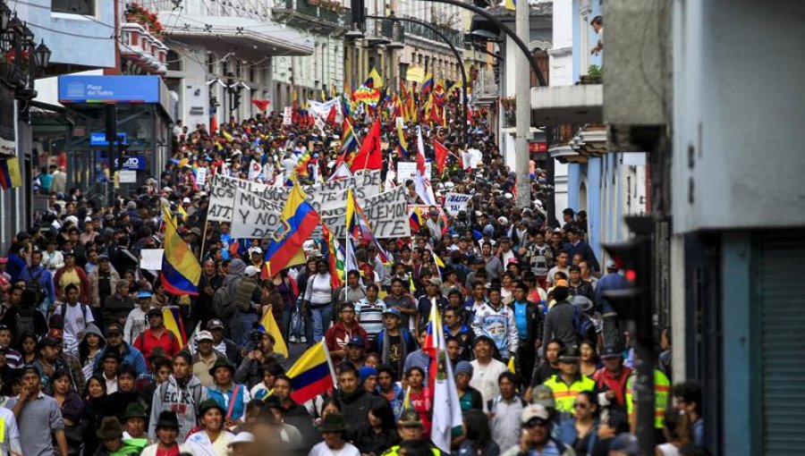 Altercados y heridos cierran jornada de protesta contra Gobierno de Ecuador