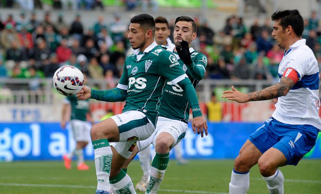 Wanderers celebra aniversario al empatar 2-2 ante Universidad Católica con uno menos