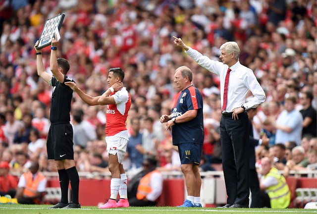 Alexis Sánchez fue titular en victoria del Arsenal por Premier League