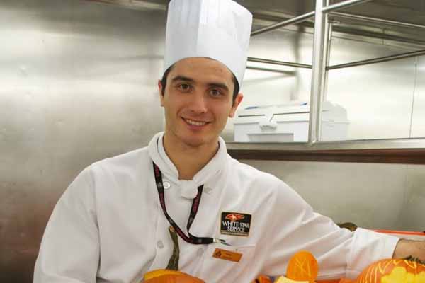 Empresa naviera dio por terminada la búsqueda de chef chileno