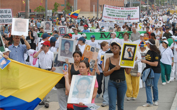 Crímenes contra defensores de derechos humanos, una estadística en Colombia