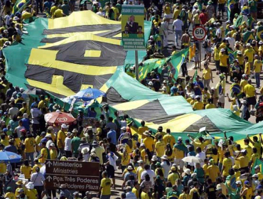 Exigen renuncia: Masiva protesta en Brasil en contra de Dilma Rousseff