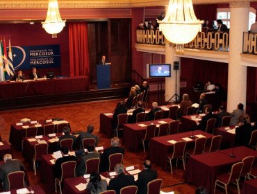 Parlamento del Mercosur se reunirá este lunes por primera vez en 2015