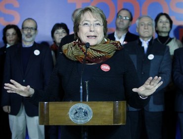 Cadem: Sube en tres puntos aprobación ciudadana hacia la Mandataria