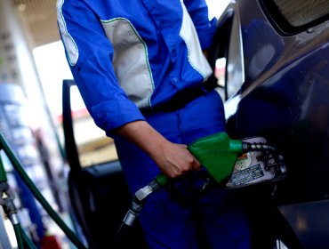 Precios de los combustibles marcarán alza por tercera semana consecutiva