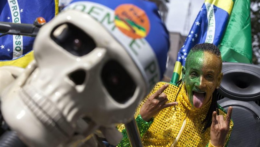 Berlín defiende la visita de Merkel a Brasil pese a las protestas masivas