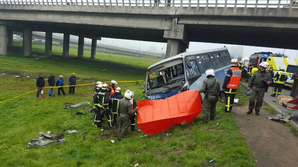 Una mujer murió aplastada por microbús tras accidente de tránsito en Concepción