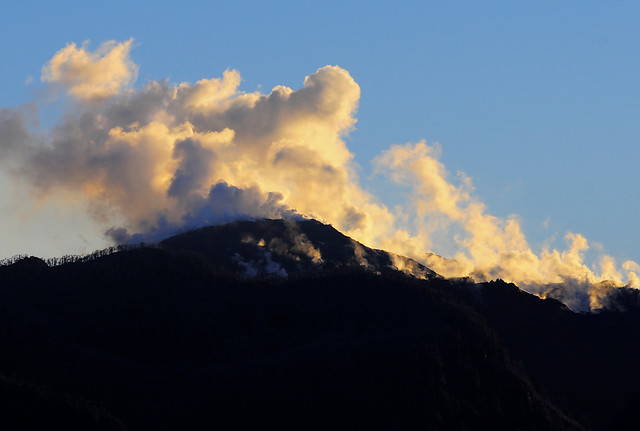 Volcanes Chaitén y Calbuco bajan a alerta verde