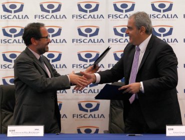 Fiscalías y CDE firman convenio para mediaciones por negligencias médicas