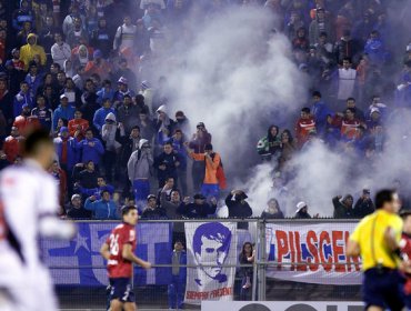 Conmebol abre expediente a la UC por fuego de artificio ante Danubio