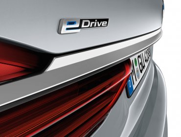 La versión híbrida enchufable de la serie 7 de BMW consume 2,1 litros