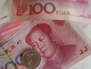 FMI retrasa inclusión del yuan en su cesta de divisas hasta octubre de 2016