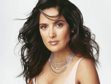 Infartante: El sensual bikini que luce Salma Hayek en Hawaii