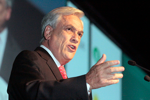 Piñera critica y destroza las reformas impulsadas por el oficialismo