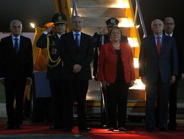 Bachelet llega a Paraguay para su visita oficial