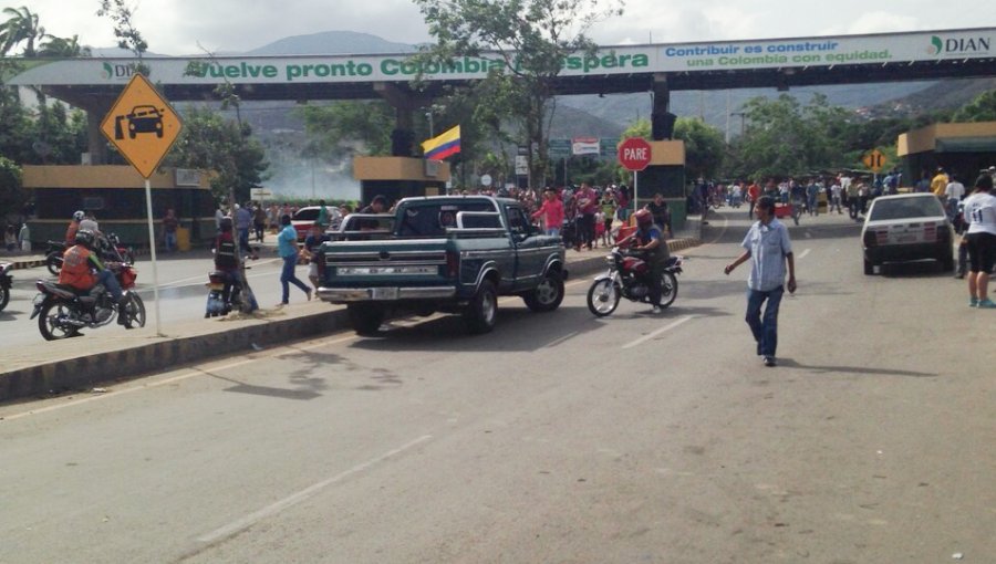 Maduro cierra la frontera con Colombia por un ataque de contrabandistas