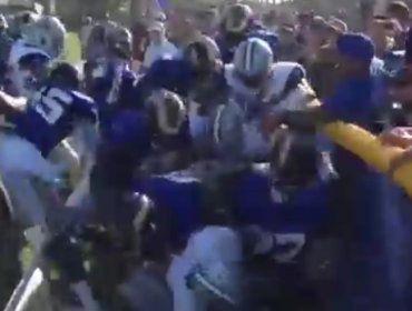 Video: Brutal pelea en el campo de juego entre jugadores de la NFL