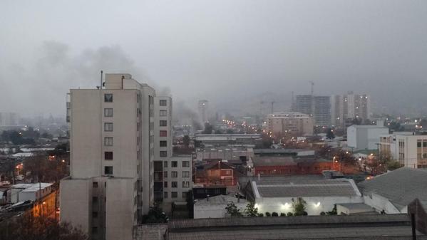 Bomberos controlan incendio en la comuna de Independencia
