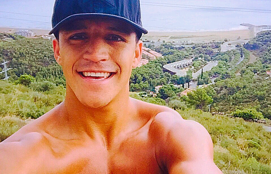 La foto que deja en evidencia a Alexis Sánchez con antiguo amor