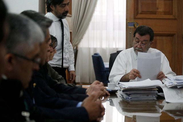 Aleuy pone en duda aprobación de marcha de camioneros en la Región Metropolitana