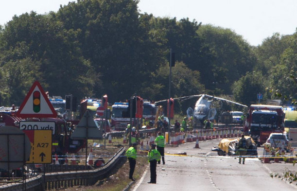 El piloto del avión siniestrado en el Reino Unido está en estado crítico