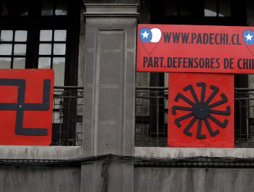Sorpresa entre vecinos del barrio Brasil por “símbolos nazis” en antigua casona