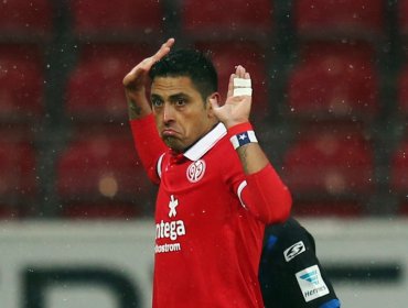 Gonzalo Jara aún no define si se queda en Mainz o busca nuevo club