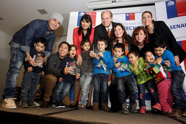 DJ Méndez, Karol Dance y senador Patricio Walker son "amigos de la infancia"