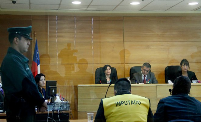 Horrible: Sujeto le hace un corte a una niña de 13 años, para robarle su celular
