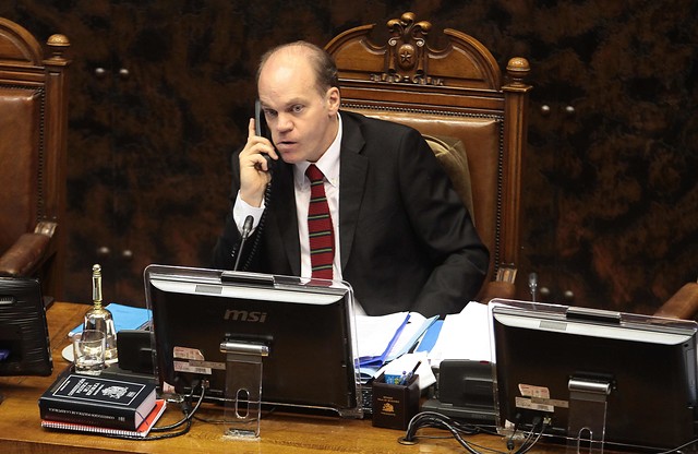 Debido a crisis política: Personeros del oficialismo y la oposición proponer crear acuerdo nacional