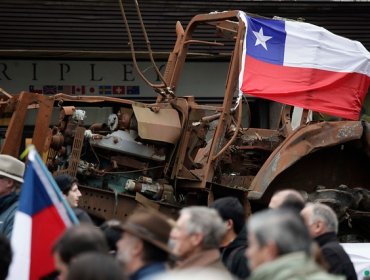 Caravana de camiones continúa viaje ante imposibilidad de acceso a Chillán