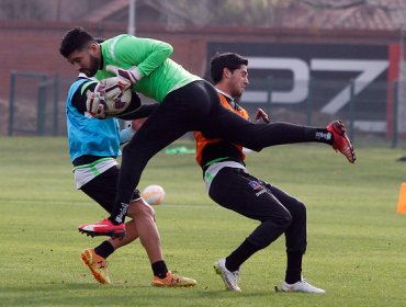 Salazar anhela ser el segundo arquero de Colo Colo: "Tengo madurez para aportar"