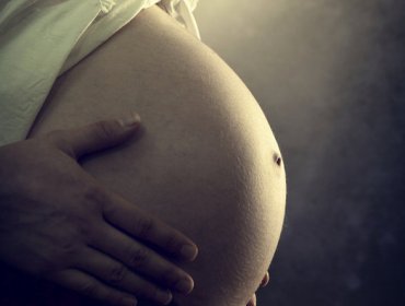 Unas 800 mujeres mueren al día por complicaciones en el embarazo o el parto