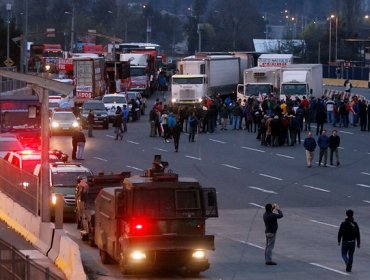 Alcalde de Casablanca apoya movilización de camioneros