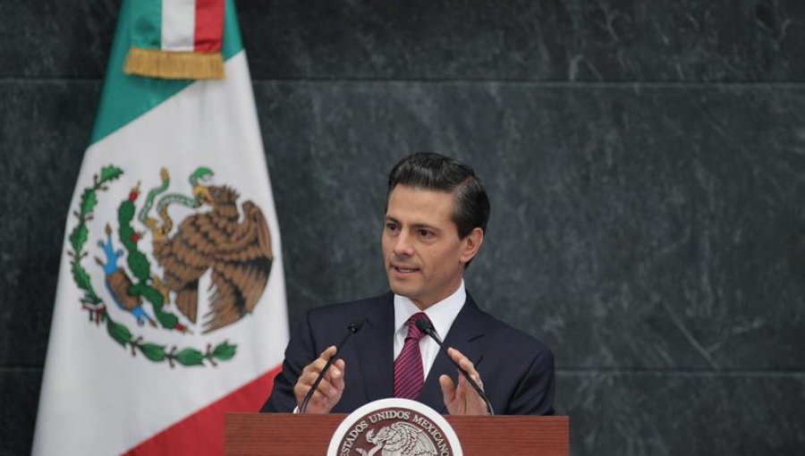 Peña Nieto afronta la segunda mitad de su mandato con cambios en su gabinete