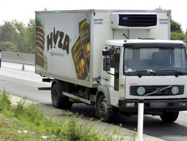 Detienen en Hungría a los supuestos traficantes del camión con 71 cadáveres