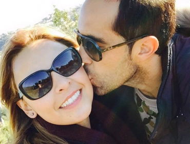Esposa de Claudio Bravo anuncia embarazo con tierna foto