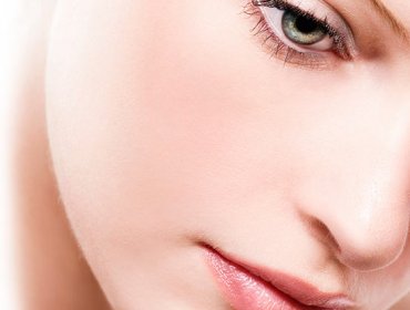Cinco hábitos que debes evitar para lograr una piel perfecta