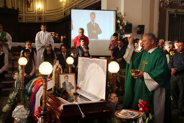 Galería: El emotivo funeral que paralizó San Felipe para despedir a Javier Muñóz