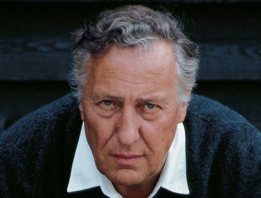 El escritor británico Frederick Forsyth reconoce que trabajó como espía para MI6