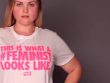 Video: Mujeres se muestran en ropa interior para protestar contra el photoshop