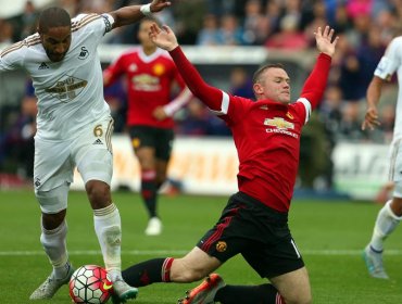 Manchester United sufre la primera derrota en la Premier League