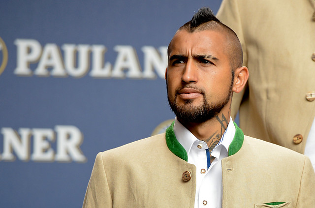 Arturo Vidal viajó a Alemania por descompensación de su hijo