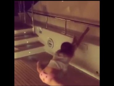 Video: El especial baile de Lindsay Lohan sobre un yate