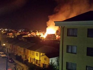 Incendio supuestamente provocado destruyó una vivienda en Osorno